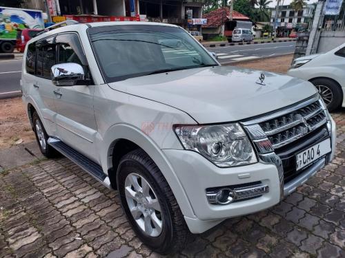 Mitsubishi Montero GLS  2015