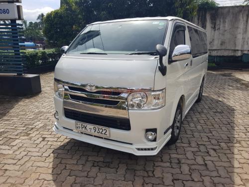 Toyota KDH Super GL Dark prime  2017