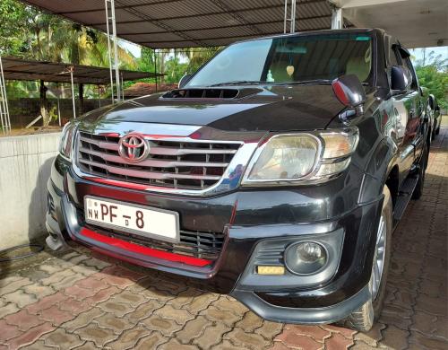 Toyota-Hilux Vigo Champ -2012