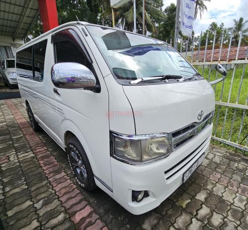 Toyota KDH GL  2013
