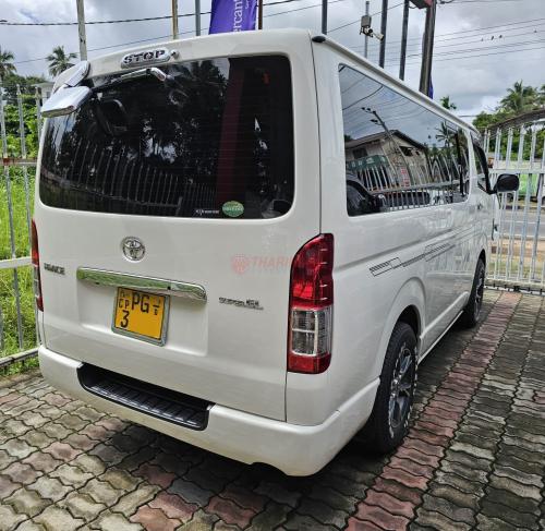 Toyota KDH GL  2013