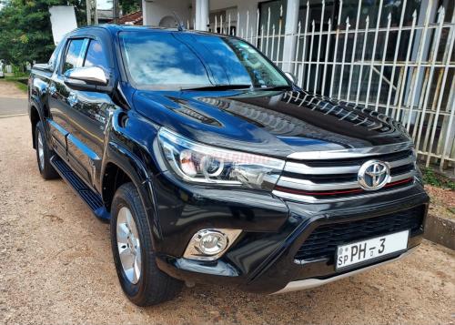 Toyota Hilux Revo  2016