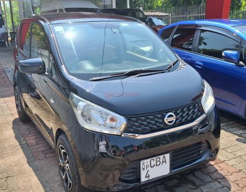 Nissan Dayz 2015