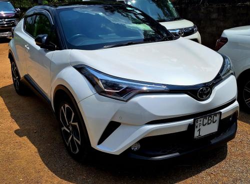Toyota CHR NGX50 2017