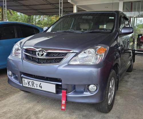 Toyota Avanza  2011