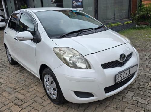 Toyota Vitz 2010