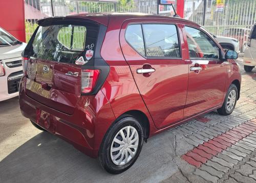 Daihatsu Mira ES 2023
