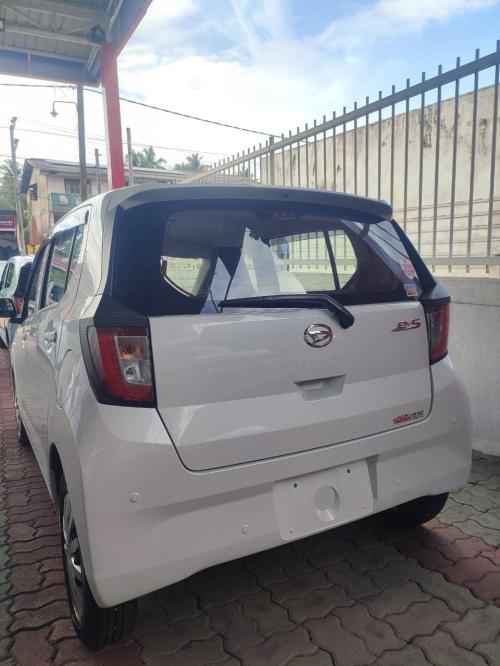 Daihatsu Mira E:S L 2025