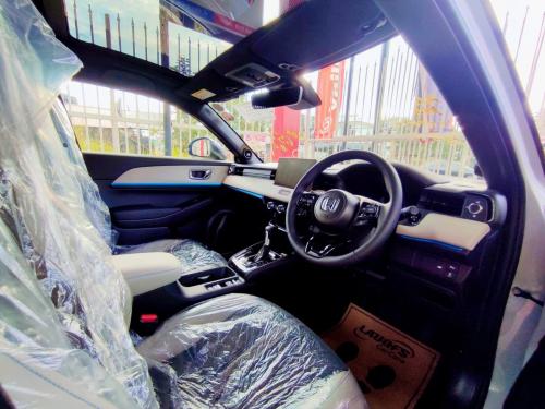 Honda Vezel Z Play 2025