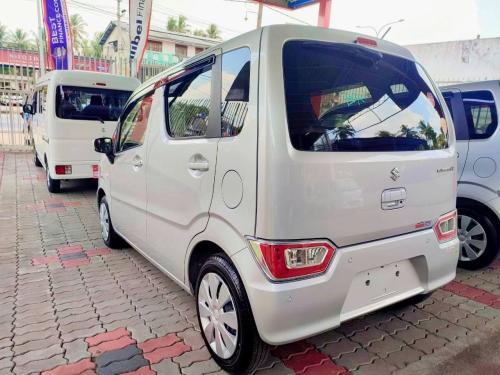 Suzuki Wagon R Fz 2025