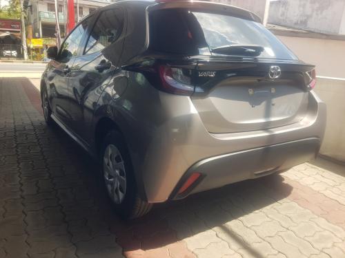 Toyota Yaris X 2023