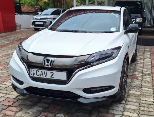 Honda Vezel Rs Sensing 2016