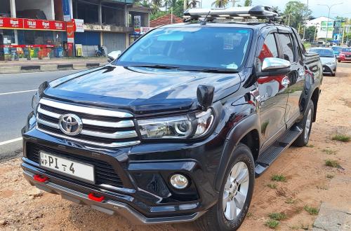 Toyota-Hilux Revo -2017