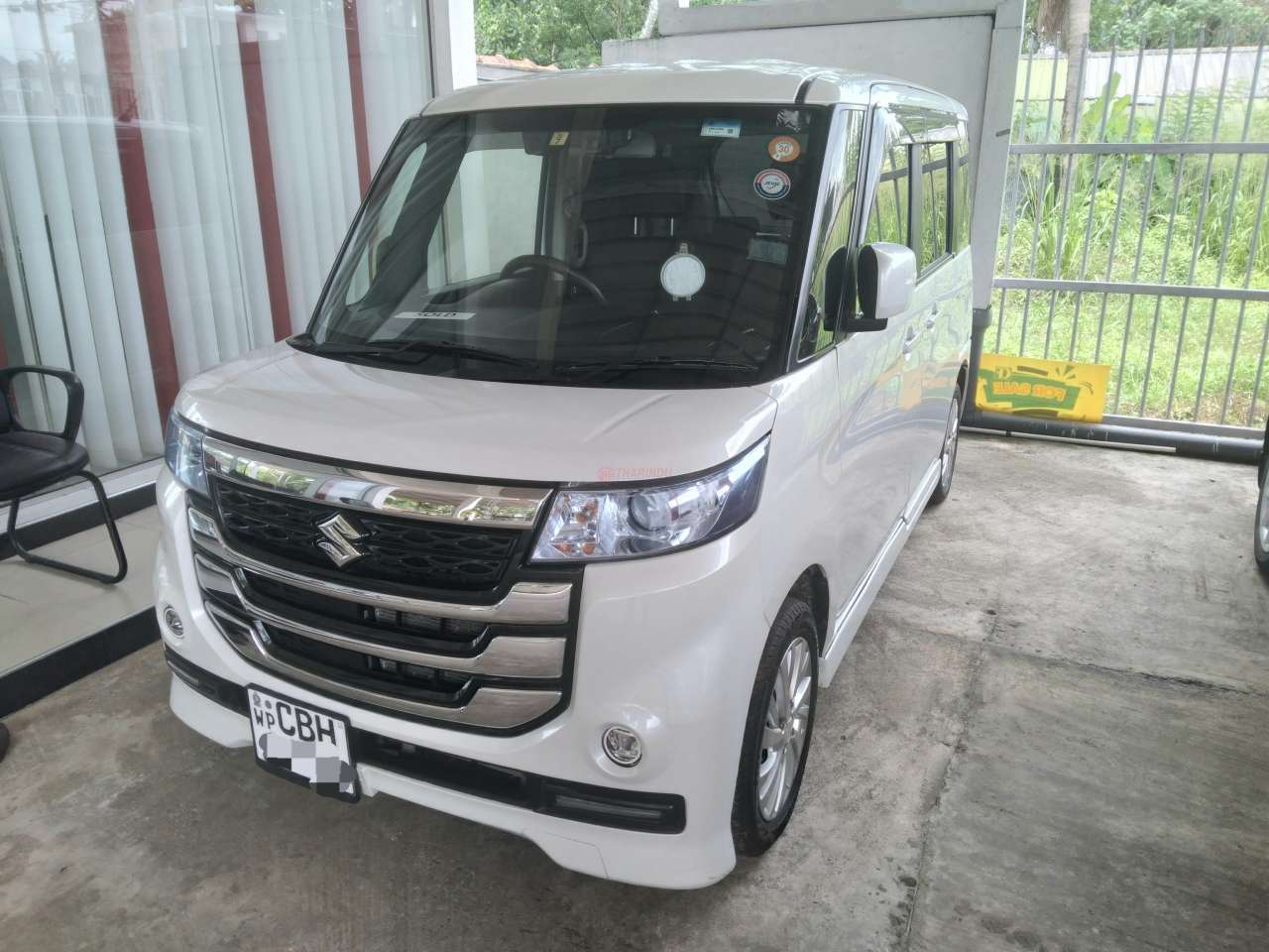 Suzuki Spacia Custom Z