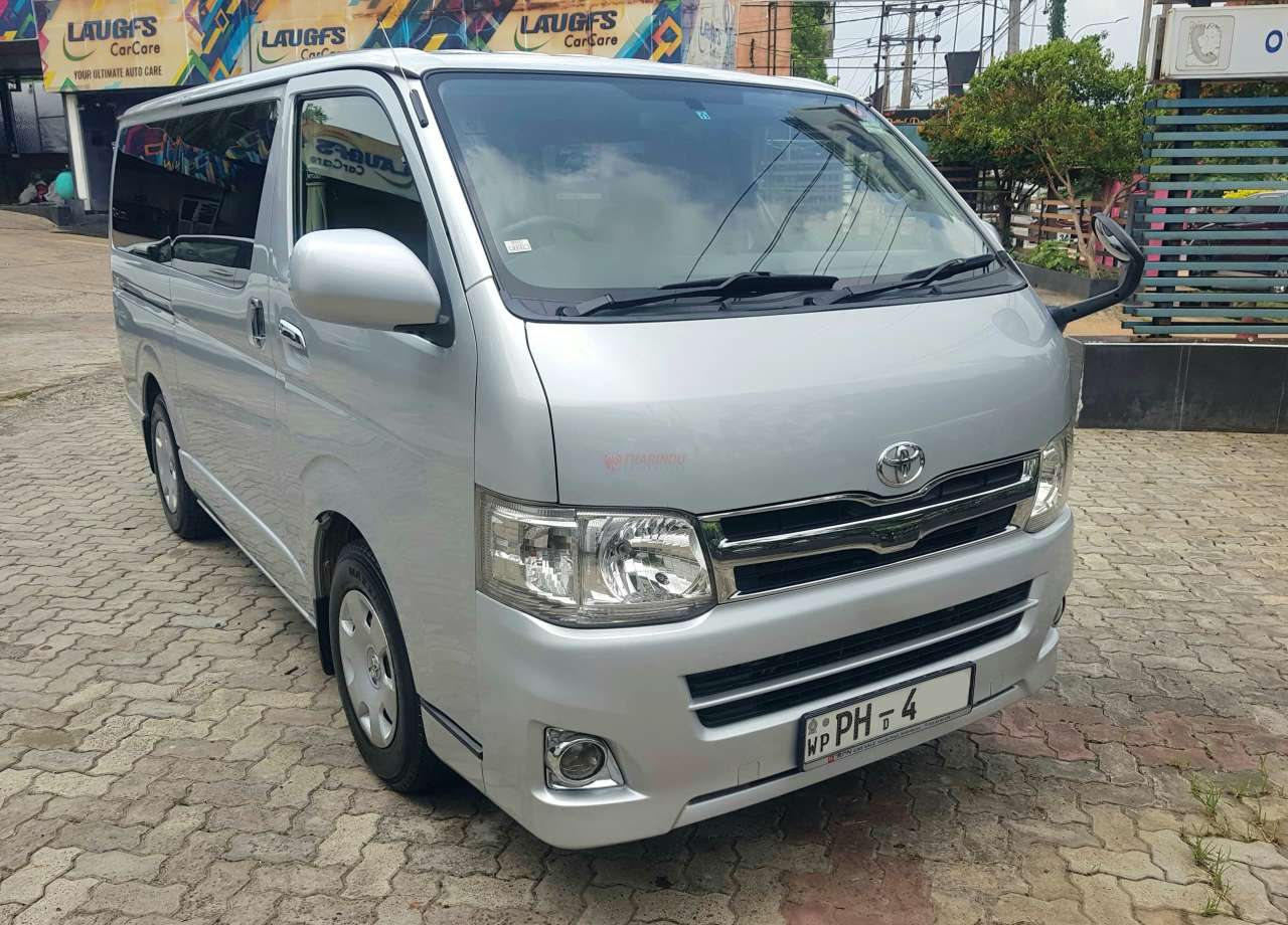 Toyota KDH GL 