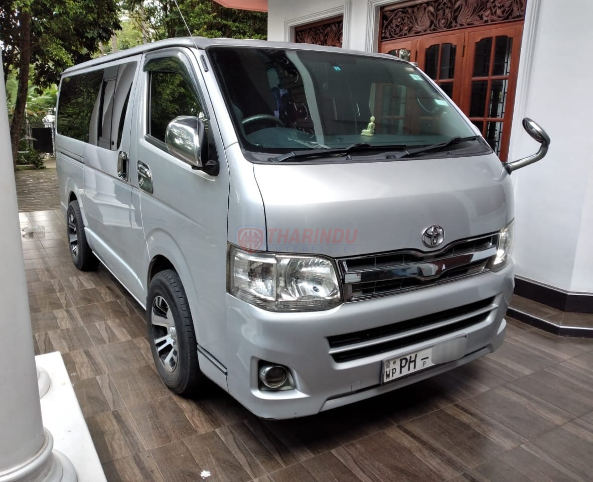 Toyota KDH GL 