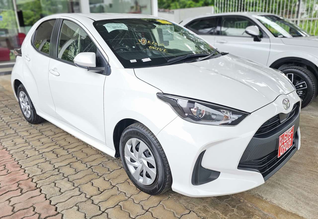 Toyota Yaris X