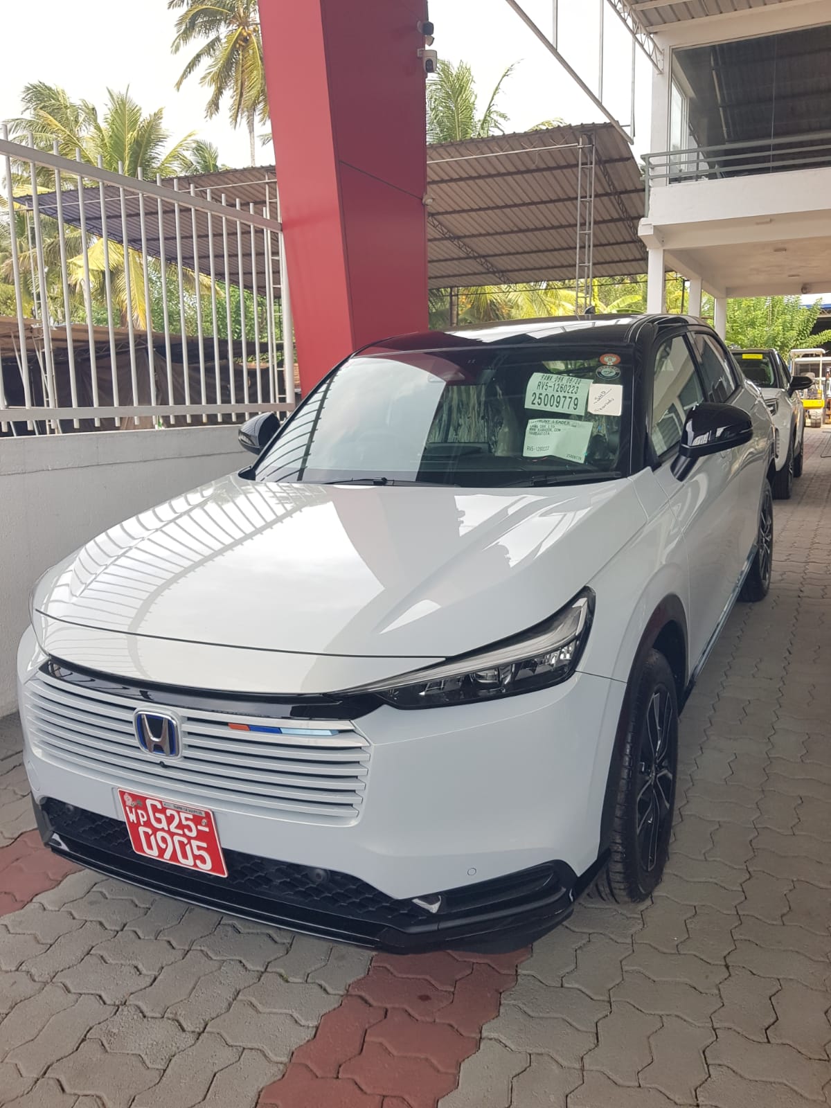 Honda Vezel Z Play Pkg