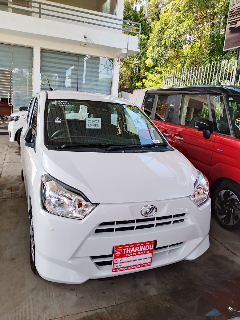 Daihatsu Mira XL